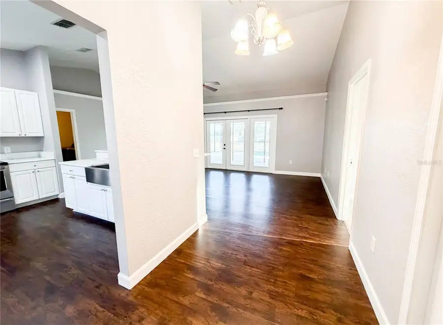 8215 Westmont Terrace Drive, Lakeland, FL 33810 - Image #3