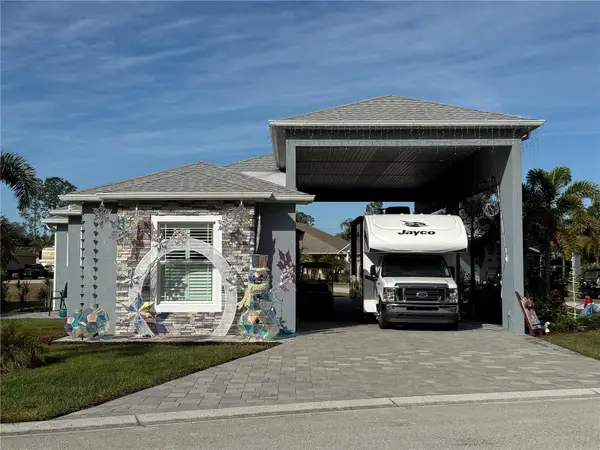 303 Nolane Lane, POLK CITY, FL 33868