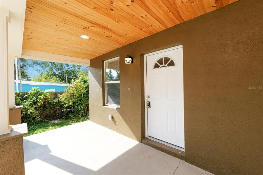 842 N Nokomis Avenue, Lakeland, FL 33815 - Image #2