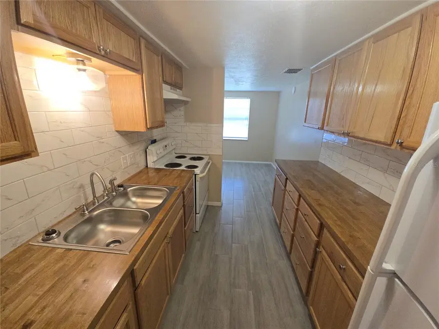 Address Withheld By Seller, Fort Meade, FL 33841 - Image #2