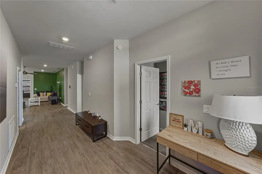 929 Montgomery Lane, Polk City, FL 33868 - Image #3