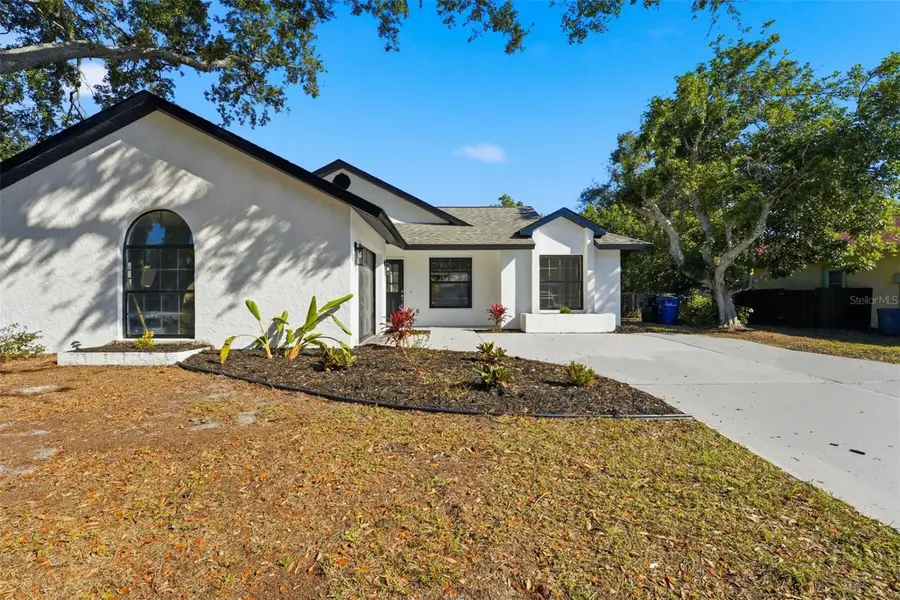 5737 Deer Hollow Lane W, Sarasota, FL 34232 - Image #2