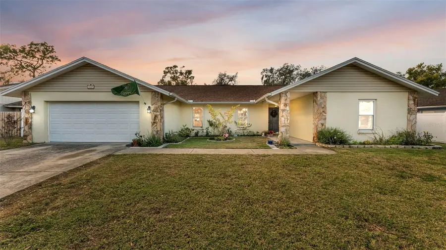 2207 Gatewood Street, Plant City, FL 33563 - Image #2