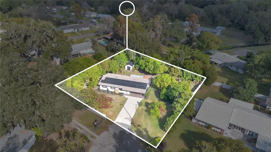 1033 Wildwood W, Lakeland, FL 33801 - Image #2