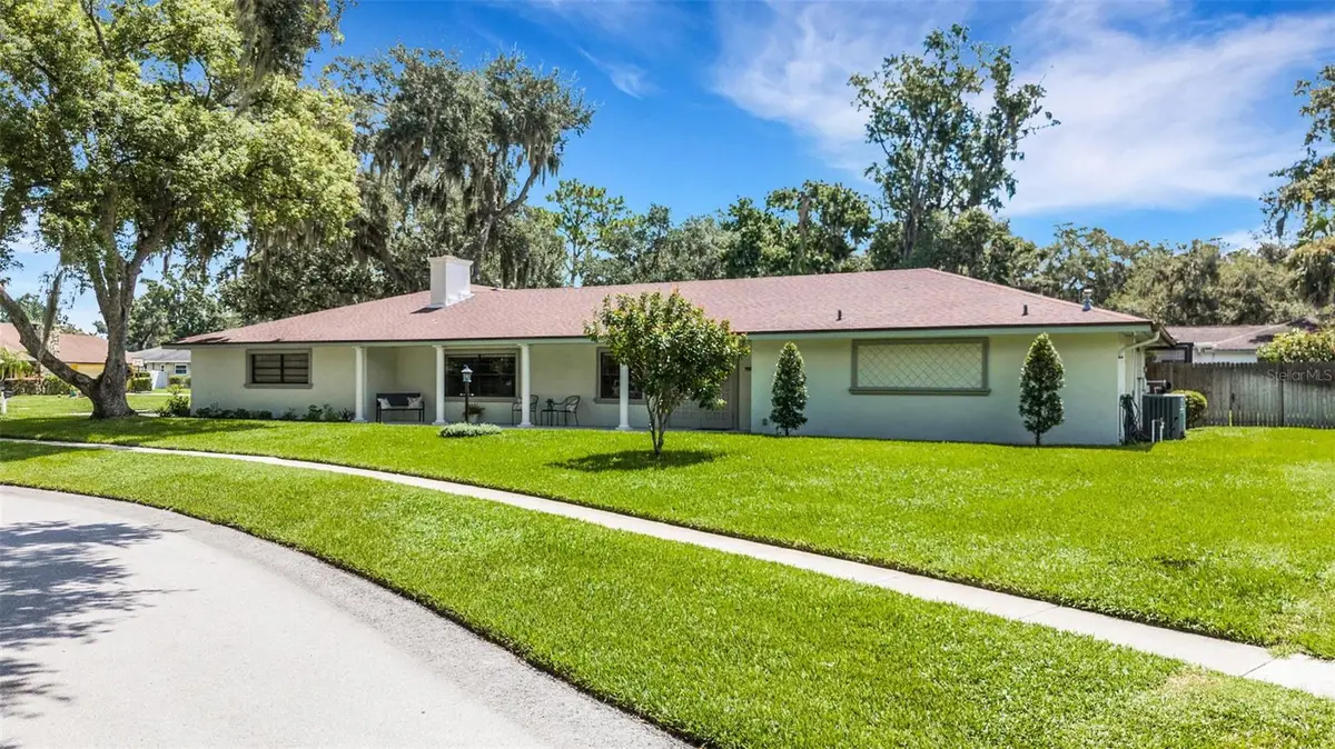 6318 Oak Square W, Lakeland, FL 33813 - Image #1