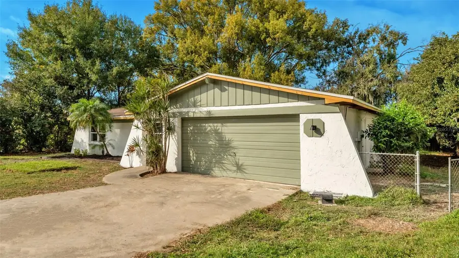 6117 Christina Drive E, Lakeland, FL 33813 - Image #2