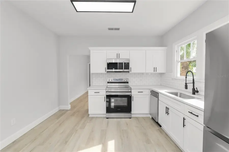 26 S Lanier Avenue, Fort Meade, FL 33841 - Image #3