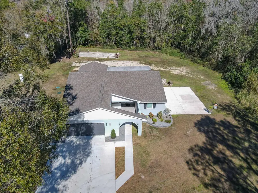 1904 Foxhollow Drive E, Auburndale, FL 33823 - #2