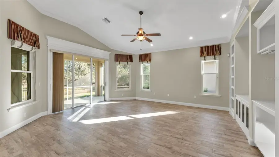 8288 Lake James Drive, Lakeland, FL 33810 - Image #2