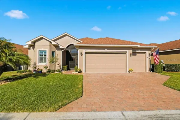 4033 Phoenician Way, WINTER HAVEN, FL 33884