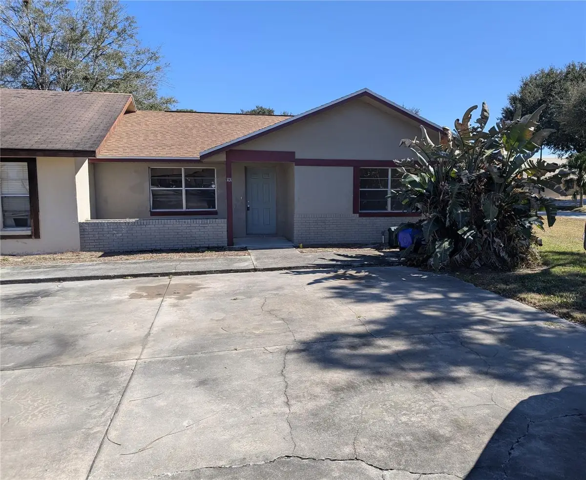 101 Voss Court, Sebring, FL 33876 - Image #1