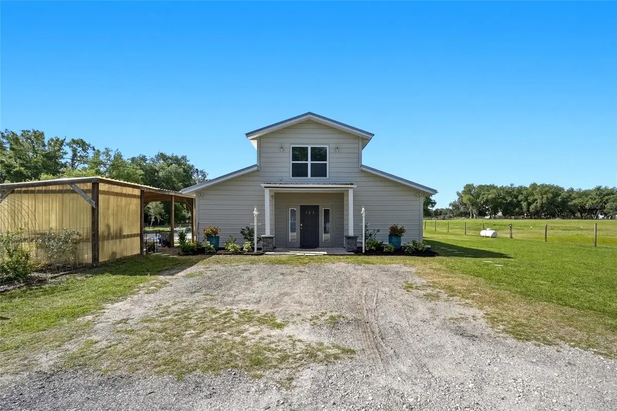 123 S Wiggins Road, Plant City, FL 33566 - #1