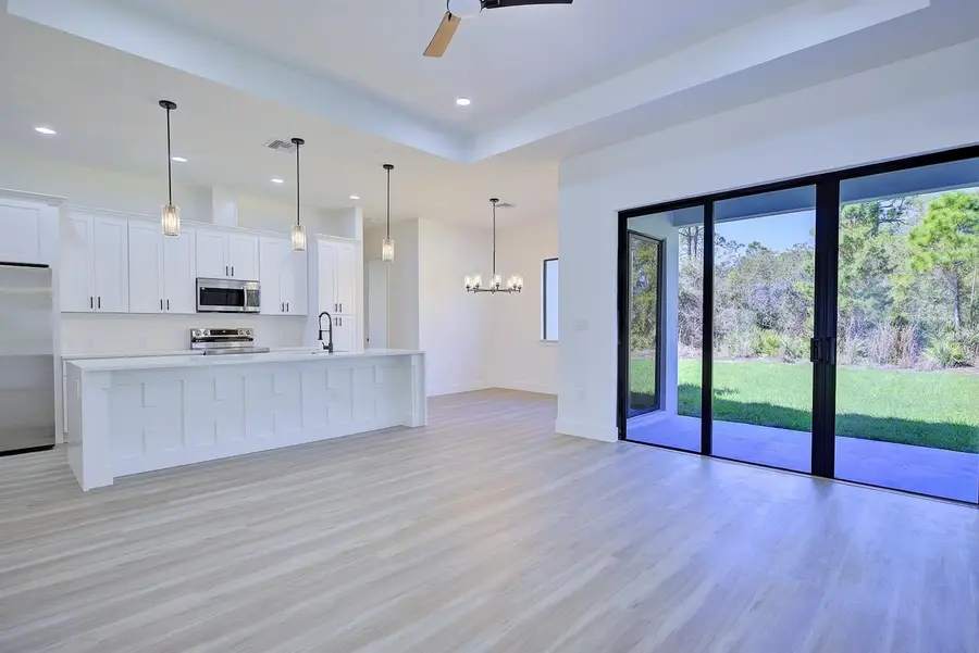 411 Volvo Avenue, Sebring, FL 33872 - #2