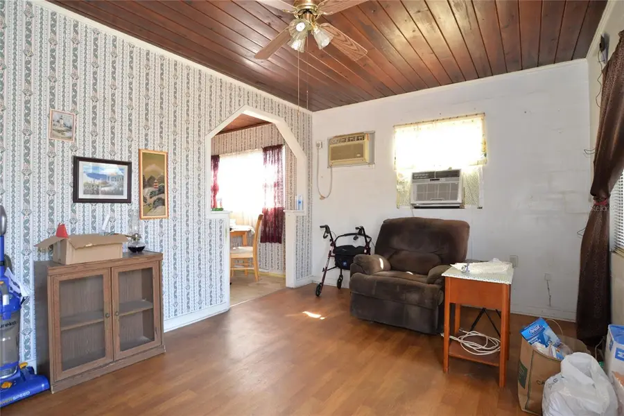 640 N 8th Street, Eagle Lake, FL 33839 - #2