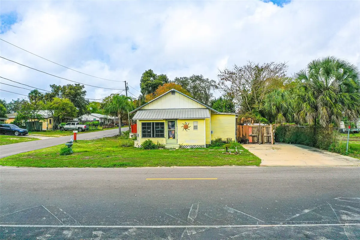 900 W Pine Street, Avon Park, FL 33825 - #1