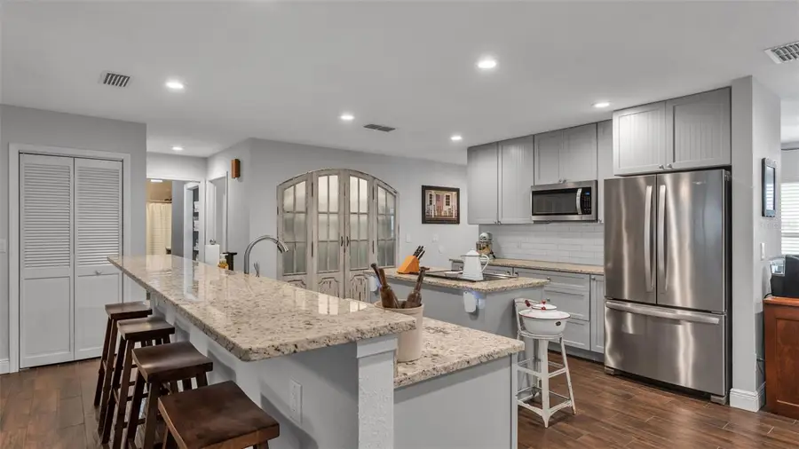 815 W Socrum Loop Road, Lakeland, FL 33809 - #3