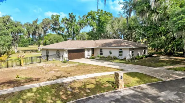 135 Country Club Lane, MULBERRY, FL 33860