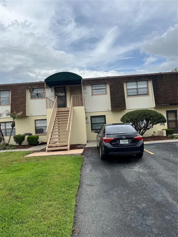 6063 Topher Trail #33C, MULBERRY, FL 33860