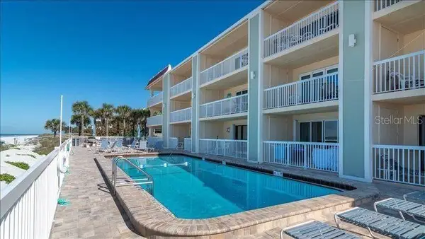 50 Gulf Boulevard #206, INDIAN ROCKS BEACH, FL 33785