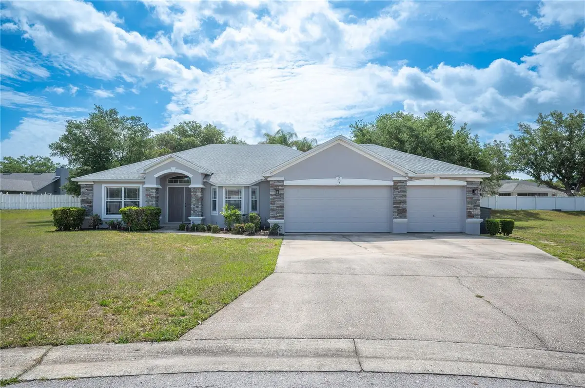 217 Oak Crossing Boulevard, Auburndale, FL 33823 - #1