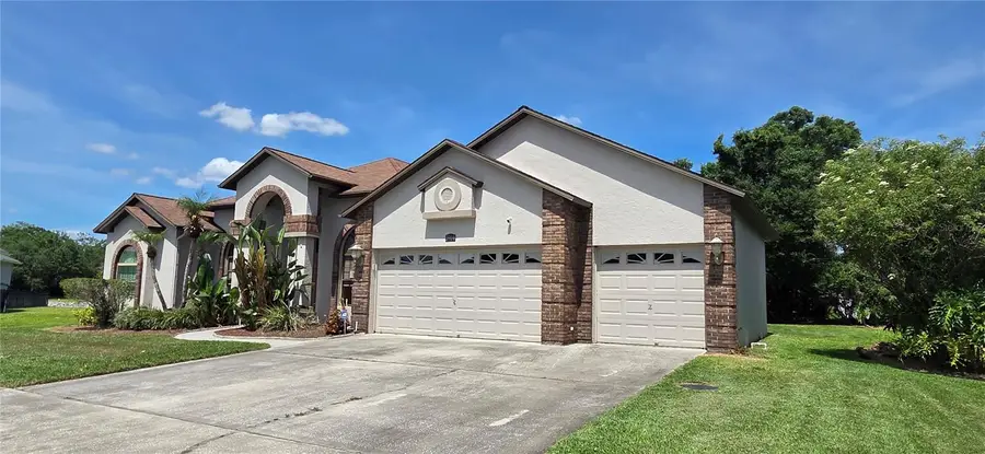 3904 Hidden Spring Place, Valrico, FL 33596 - #3