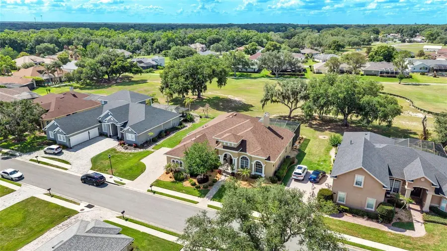664 Whisper Woods Drive, Lakeland, FL 33813 - #2