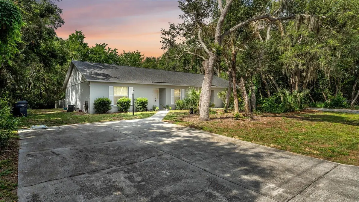 3220 Courtney Drive, Lake Wales, FL 33898 - #1