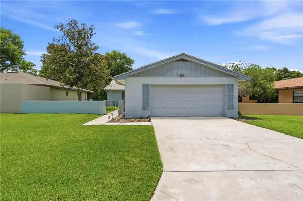 460 Pinehurst Court, WINTER HAVEN, FL 33884