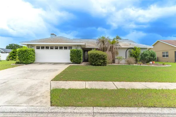 699 Hunters Run Boulevard, LAKELAND, FL 33809