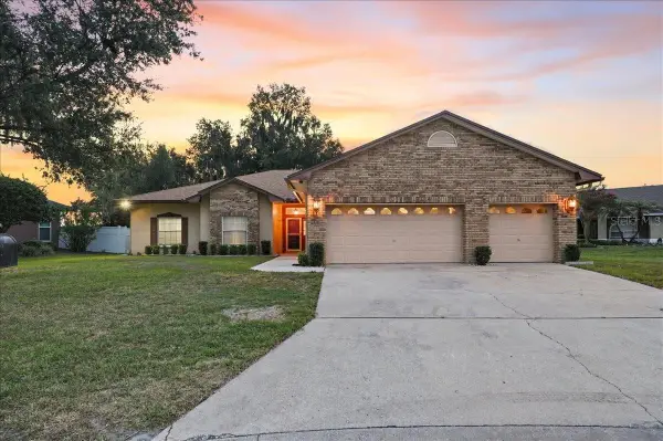 448 Lake Harris Drive, LAKELAND, FL 33813