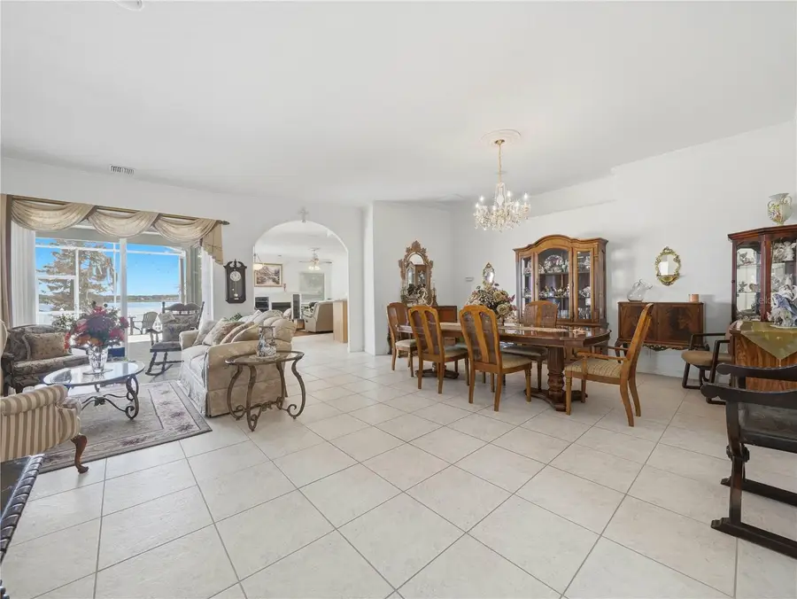 118 W Juliana Way, Auburndale, FL 33823 - #2