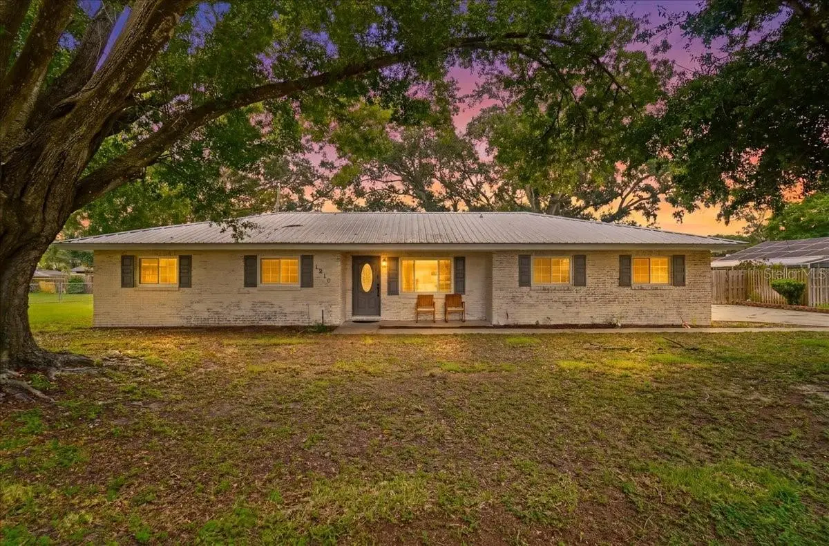 1210 Carol Avenue, Auburndale, FL 33823 - #1