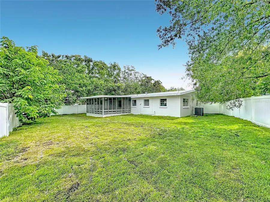 304 Sunnyhill Lane, Lakeland, FL 33803 - #3