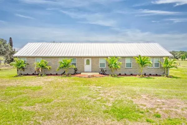 325 Stenstrom Road, WAUCHULA, FL 33873