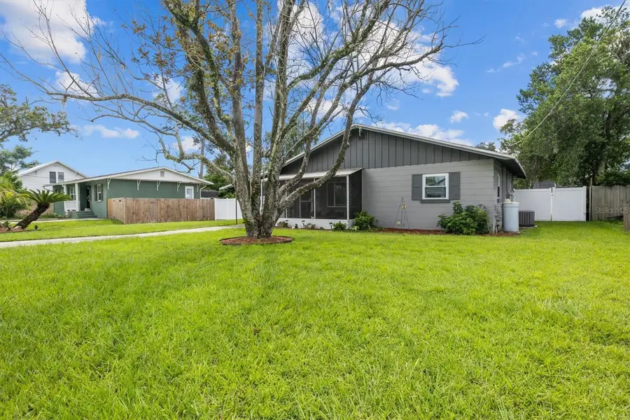 1815 E Calhoun Street, Plant City, FL 33563 - #3