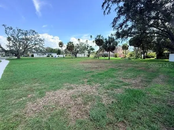 Arkansas Avenue Ne, ST PETERSBURG, FL 33703