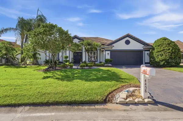 4458 Fairway Oaks Drive, MULBERRY, FL 33860