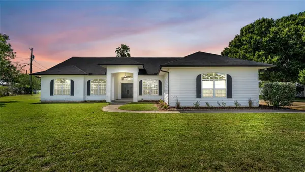 6604 Winterset Gardens Road, WINTER HAVEN, FL 33884