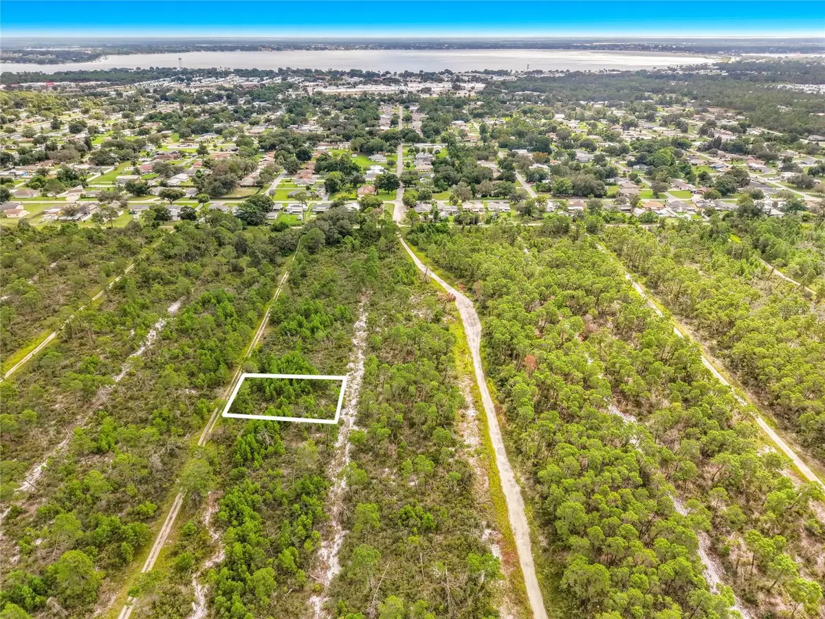 443 Parrot Avenue, Sebring, FL 33870 - #1