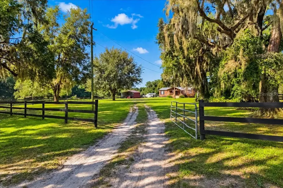 15940 NW 16th Avenue, Citra, FL 32113 - #2