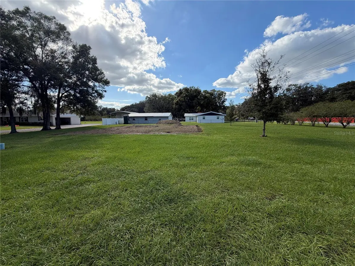 105 John Carroll Road E, Lakeland, FL 33801 - #1
