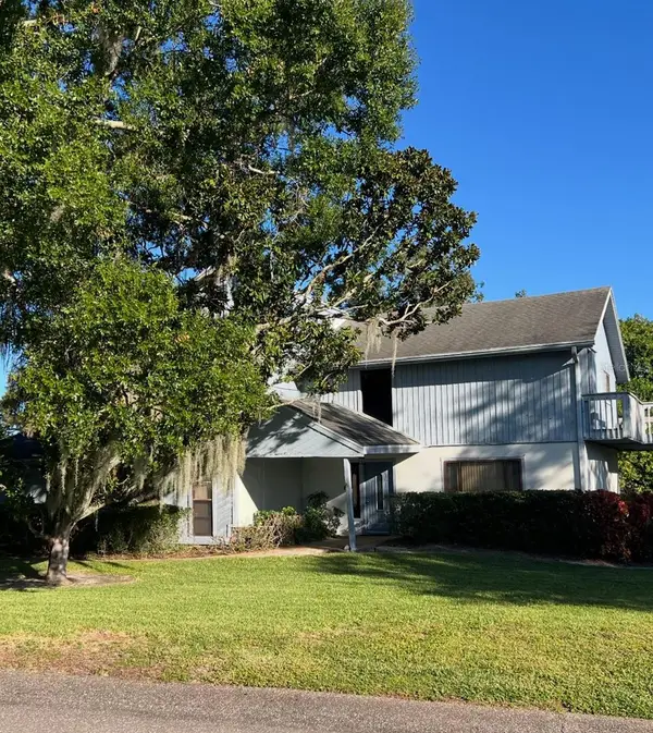1212 Candlewood Drive, LAKELAND, FL 33813