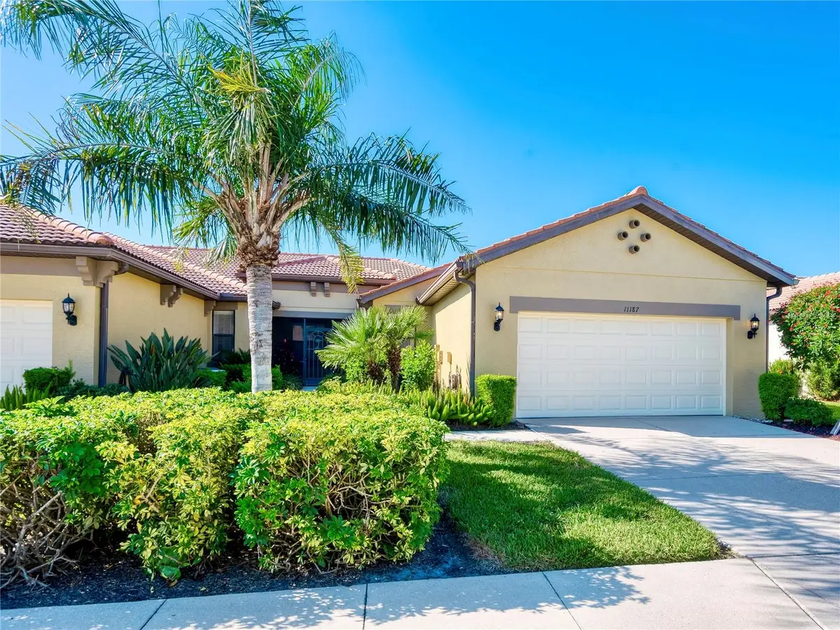 11187 Campazzo Drive, Venice, FL 34292 - Image #1