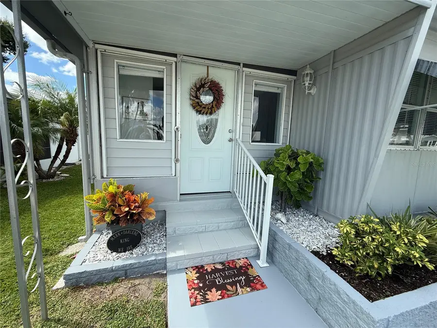 6190 Daffodil Road, Venice, FL 34293 - Image #2