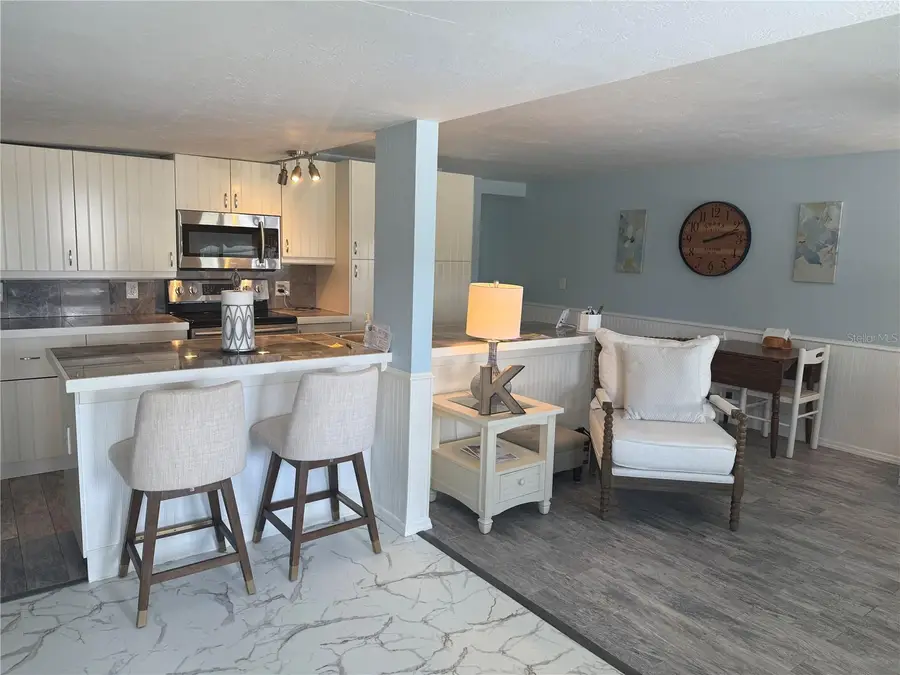 6190 Daffodil Road, Venice, FL 34293 - Image #3