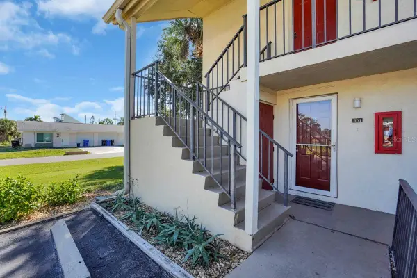 Address Withheld By Seller, VENICE, FL 34285