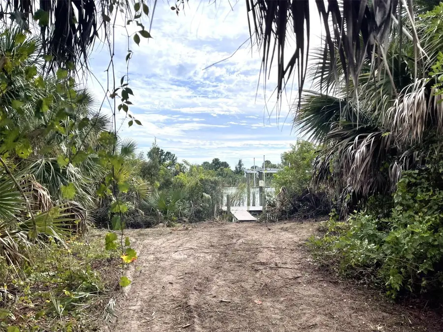 13281 Longville Avenue, Port Charlotte, FL 33981 - Image #2