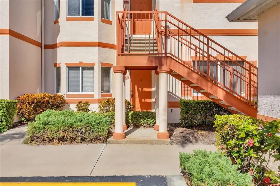 3921 Mediterranea Circle #212, Sarasota, FL 34233 - Image #2