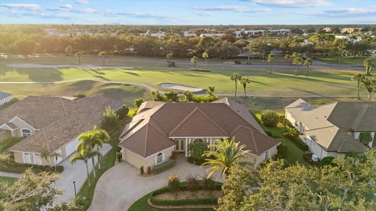 457 Sherbrooke Court, Venice, FL 34293 - Image #1