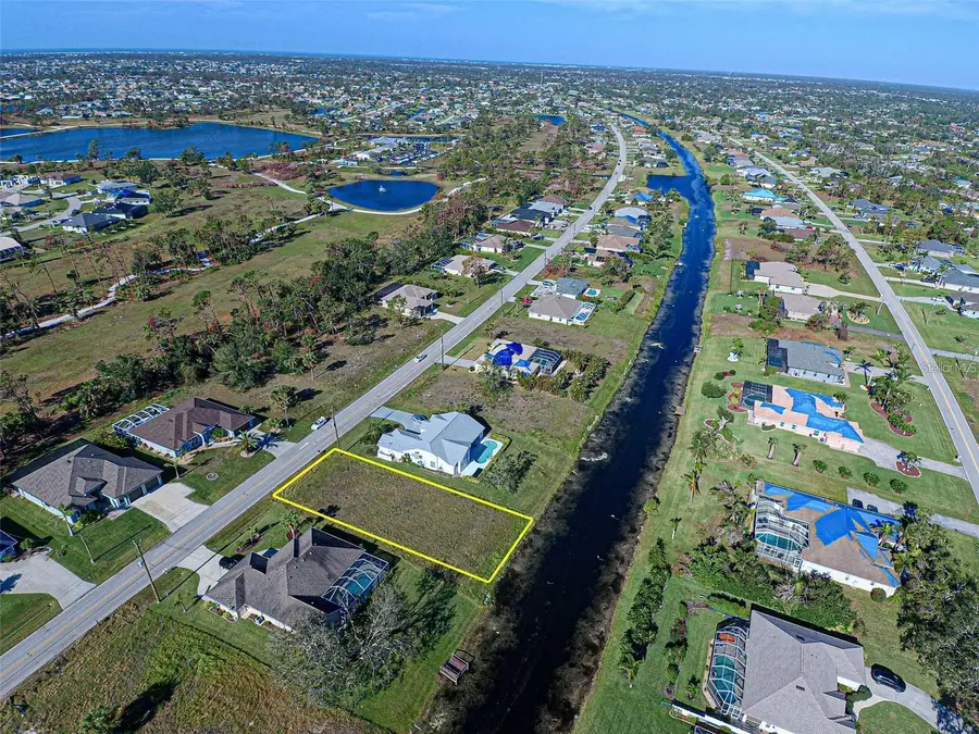 687 Rotonda Circle, Rotonda West, FL 33947 - Image #2